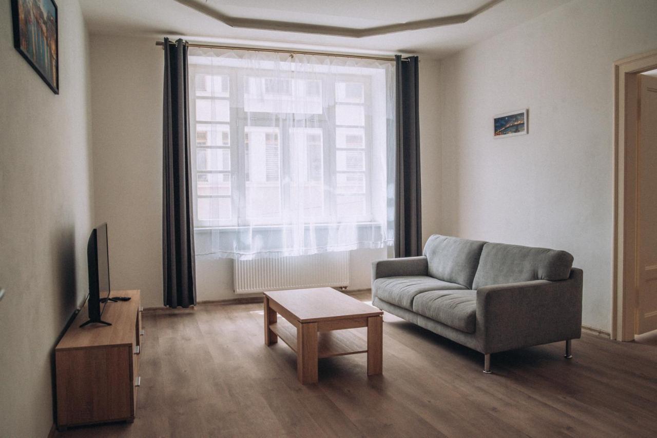 Grand Apartments In The Centre Of テプリツェ エクステリア 写真